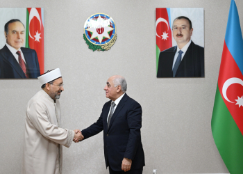Əli Əsədov Türkiyə Diyanət İşləri İdarəsinin sədri ilə görüşüb