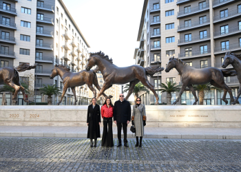 Prezident ailəsi ilə “Ağ Şəhər”də