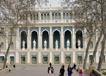 Sadıq Dadaşov və Bakının monumental memarlıq üzü