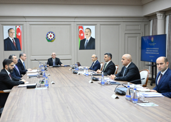 Əli Əsədovun rəhbərliyi ilə iclas keçirilib