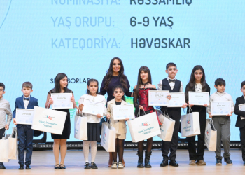 Leyla Əliyeva və Alena Əliyeva mükafatlandırma mərasimində iştirak ediblər