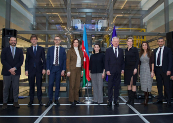 Bakıda “Avropanın meydanları” adlı fotosərgi açılıb