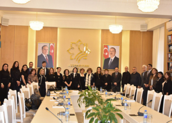 “Balaca pianoçu” dərs vəsaitinin təqdimatı olub