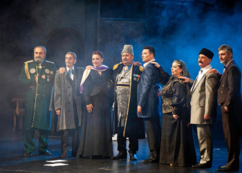 Milli Dram Teatrında Xalq artisti Əliabbas Qədirovun 80 illiyi qeyd olunub