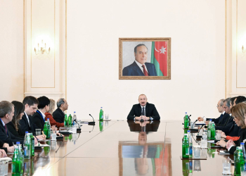 İlham Əliyev ABŞ Ticarət Palatasının nümayəndə heyətini qəbul edib