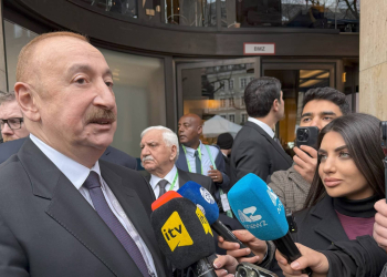 İlham Əliyev Münxendə Azərbaycan telekanallarına müsahibə verib