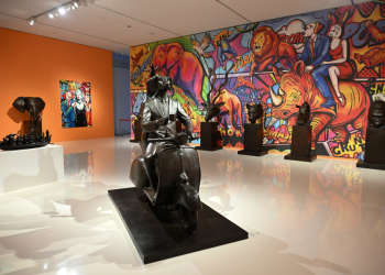 Heydər Əliyev Mərkəzində “Vəhşi təbiətin super qəhrəmanları” sərgisi açılıb