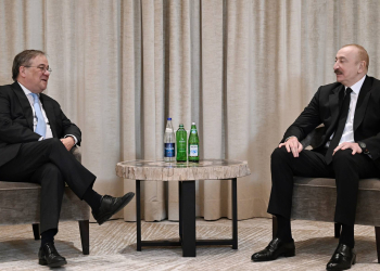 İlham Əliyev Münxendə Bundestaqın xarici siyasət komitəsinin sədri ilə görüşüb