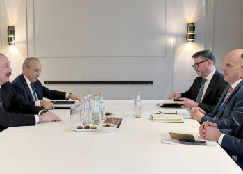 İlham Əliyev Münxendə “Oracle” korporasiyasının baş icraçı direktoru ilə görüşüb